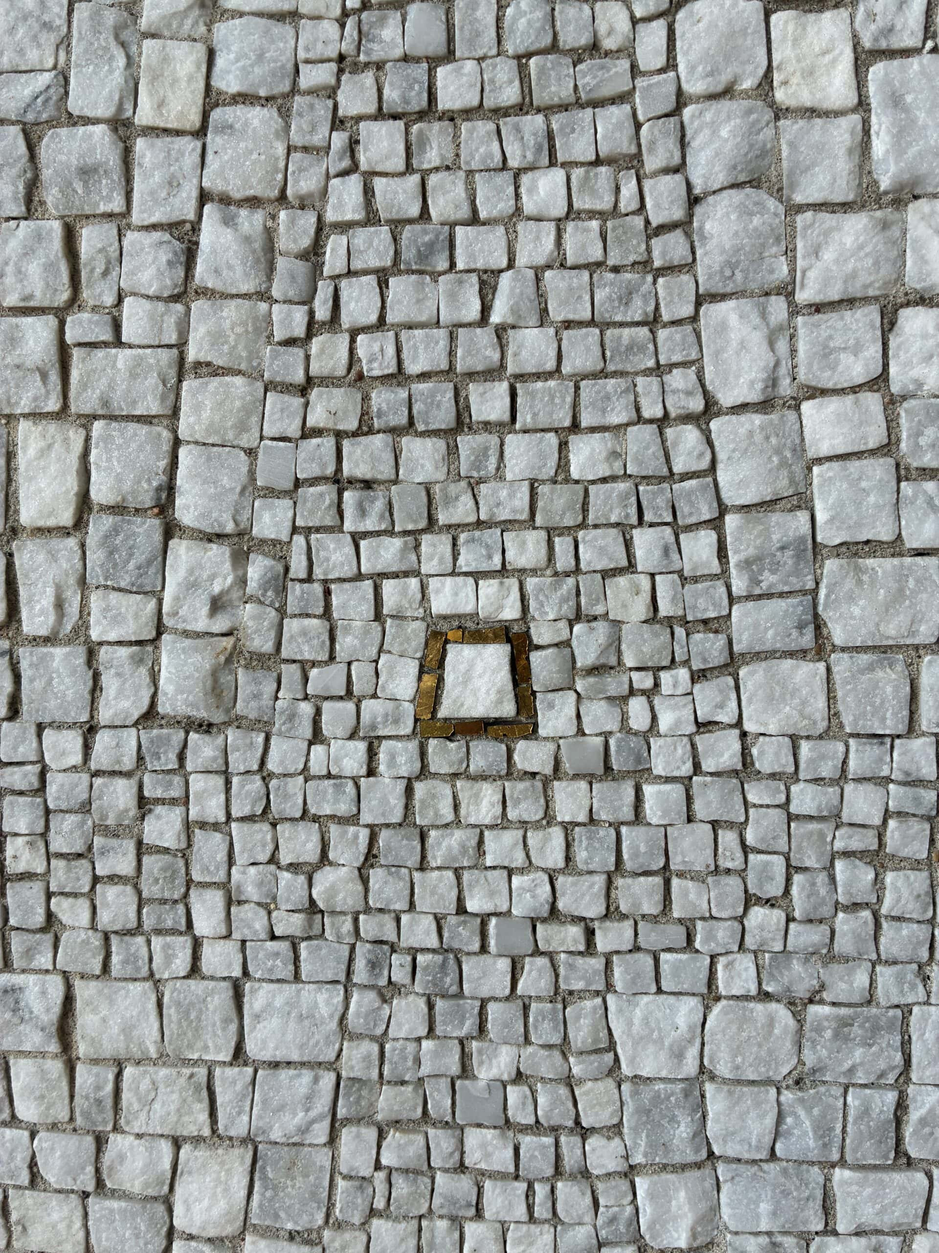 Detail Mosaik Emblem, Heinrich Jungebloedt, 1963/64, Photo Gertrud Müller